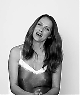 Teresa_Palmer_Answers_Our_Rapid_Fire_Questions_039.jpg