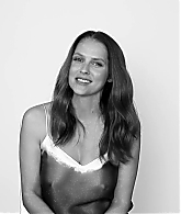 Teresa_Palmer_Answers_Our_Rapid_Fire_Questions_052.jpg