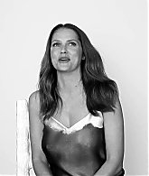 Teresa_Palmer_Answers_Our_Rapid_Fire_Questions_377.jpg