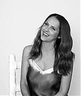 Teresa_Palmer_Answers_Our_Rapid_Fire_Questions_399.jpg