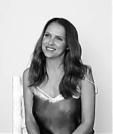 Teresa_Palmer_Answers_Our_Rapid_Fire_Questions_429.jpg