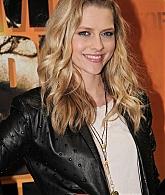 IAmNumberFour_CastMeetGreet_Arrivals_2011_28729.jpg