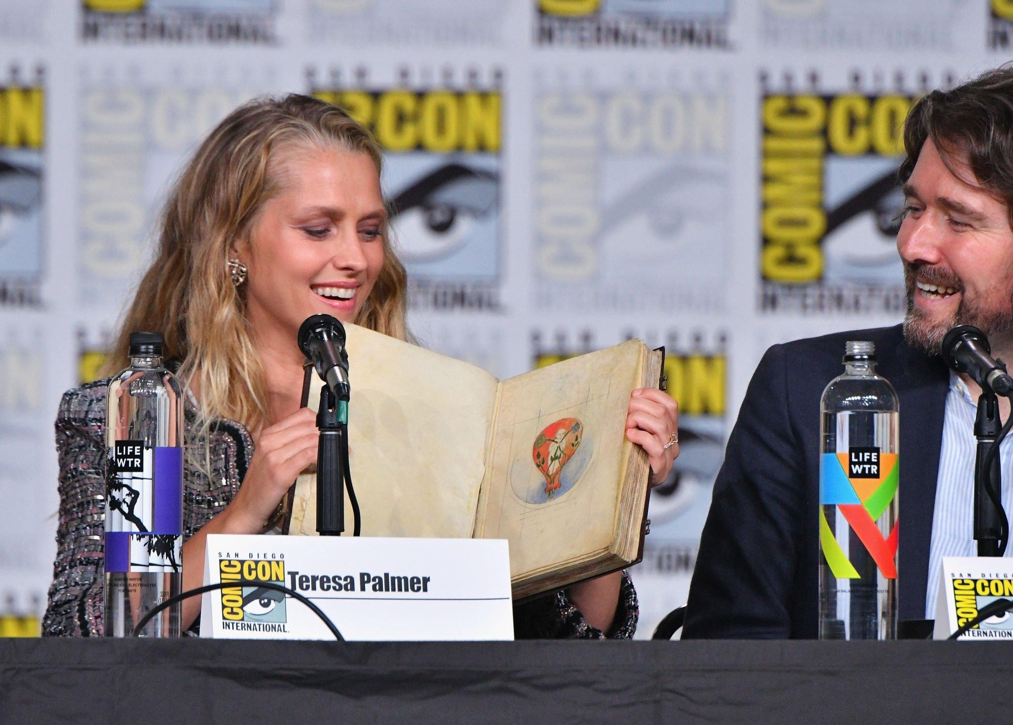 ADOW_Panel_SanDiegoComicCon_Getty_281029.jpg ADOW_Panel_SanDiegoComicCon_Getty_281029.jpg