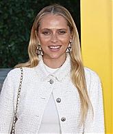 Filename=TheFallGuy_LAPremiere_RedCarpet24_28929.jpg
Filesize=959KiB
Dimensions=2514x3001
Date added=Nov 25, 2024 TheFallGuy_LAPremiere_RedCarpet24_28929.jpg