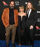 Filename=22ndAnnualGDayUSAArtsGala_Arrivals_Feb25_284329.jpg
Filesize=919KiB
Dimensions=3361x5043
Date added=Feb 22, 2025 22ndAnnualGDayUSAArtsGala_Arrivals_Feb25_284329.jpg
