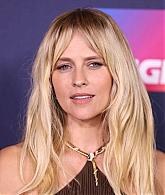 adoringteresapalmer_thelast_anniversary__28729.jpg