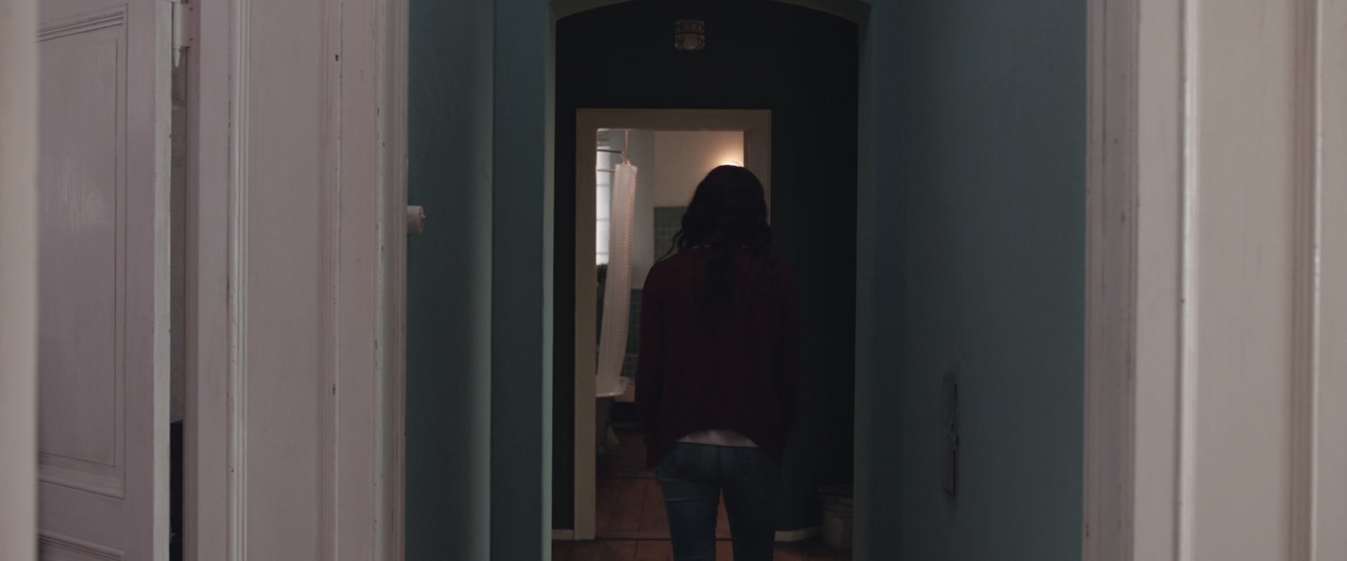 adoringteresap_berlinsyndrome_caps_1513.jpg adoringteresap_berlinsyndrome_caps_1513.jpg