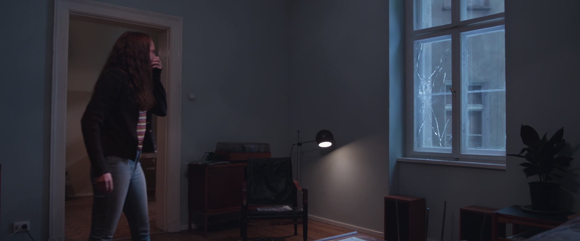 adoringteresap_berlinsyndrome_caps_1655.jpg adoringteresap_berlinsyndrome_caps_1655.jpg