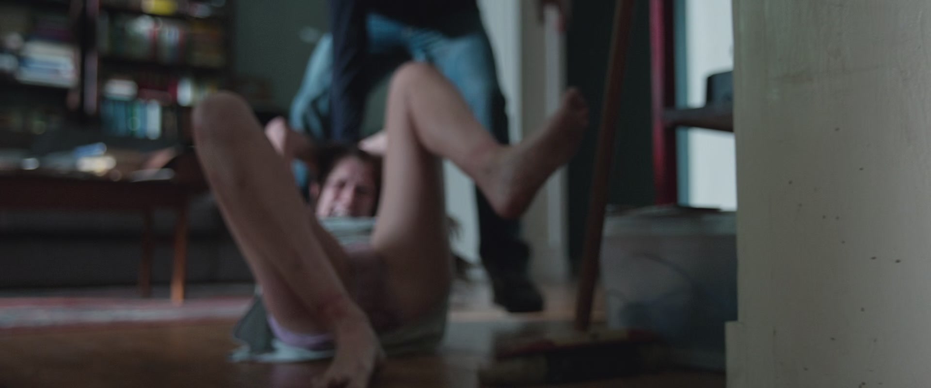 adoringteresap_berlinsyndrome_caps_1806.jpg adoringteresap_berlinsyndrome_caps_1806.jpg