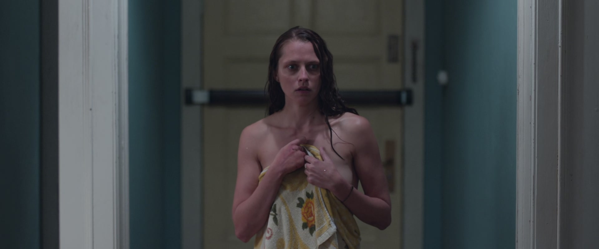 adoringteresap_berlinsyndrome_caps_2244.jpg adoringteresap_berlinsyndrome_caps_2244.jpg