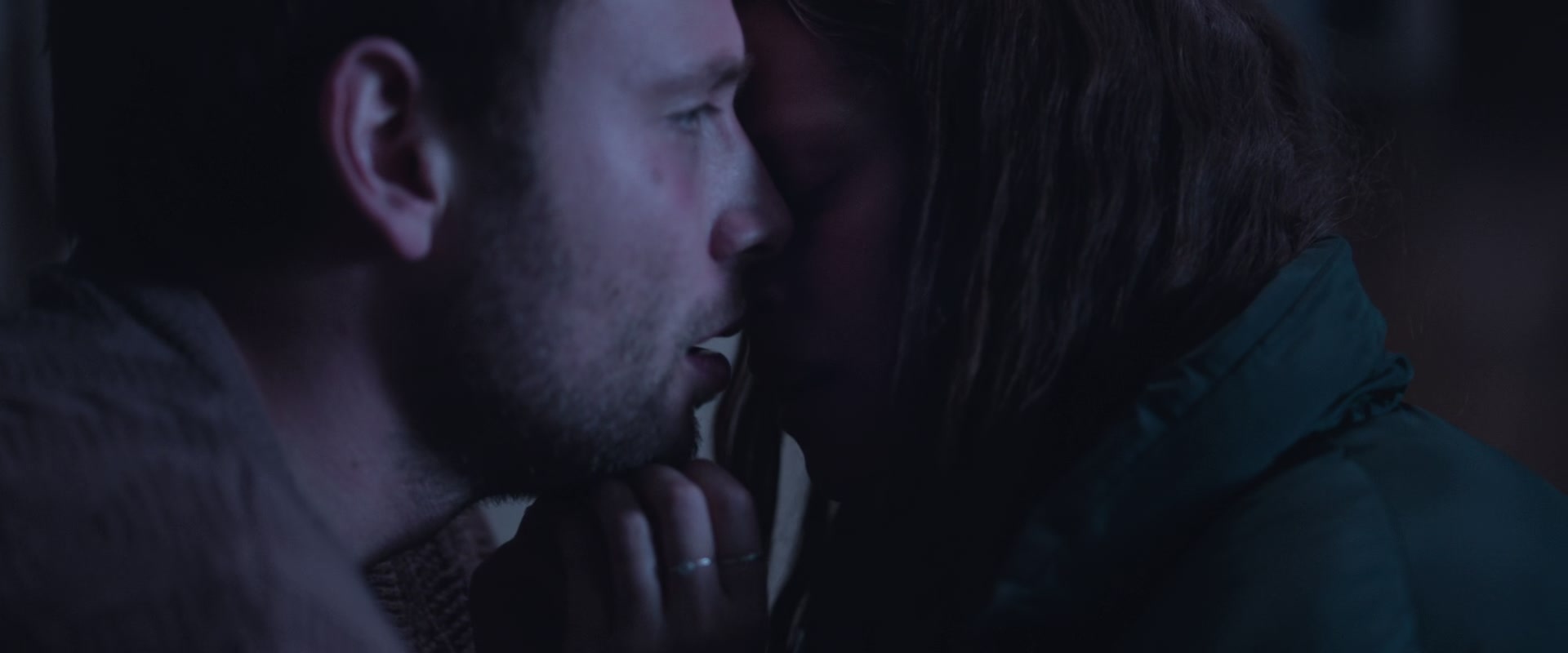 adoringteresap_berlinsyndrome_caps_2477.jpg adoringteresap_berlinsyndrome_caps_2477.jpg