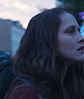 adoringteresap_berlinsyndrome_caps_0071.jpg