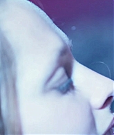 adoringteresap_berlinsyndrome_caps_1573.jpg