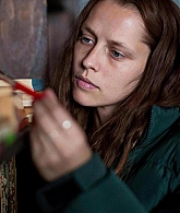 adoringteresap_berlinsyndrome_stills_011_1.jpg