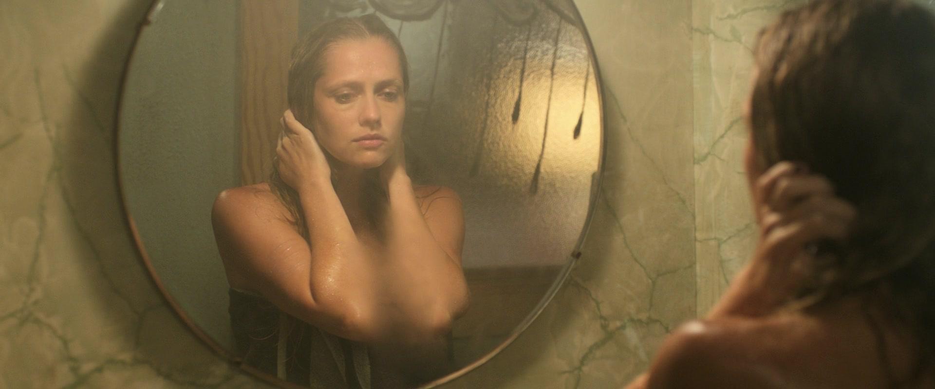 Lights_Out_2016_1080p_ATP_001142.jpg Lights_Out_2016_1080p_ATP_001142.jpg