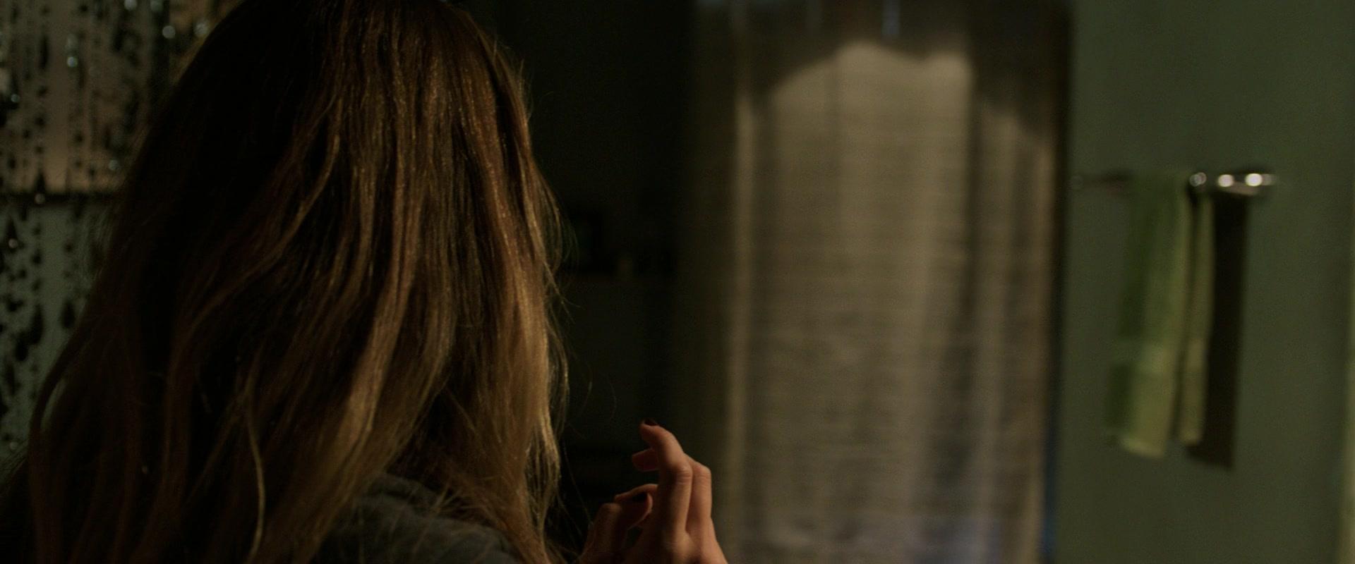 Lights_Out_2016_1080p_ATP_003512.jpg Lights_Out_2016_1080p_ATP_003512.jpg