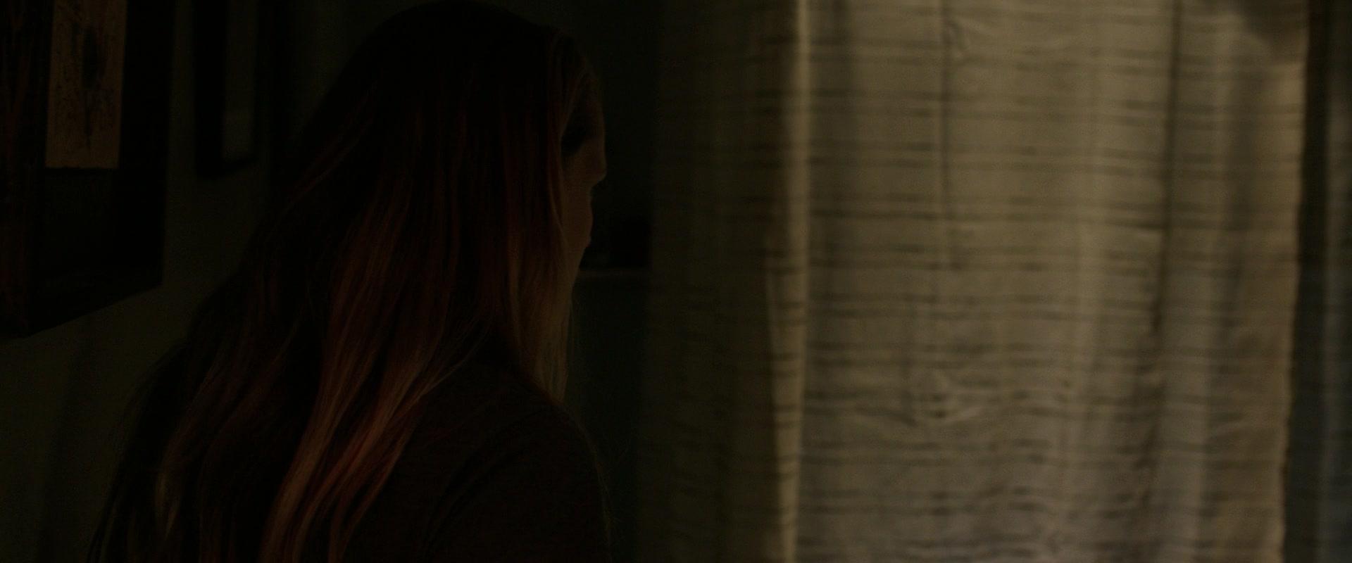 Lights_Out_2016_1080p_ATP_003527.jpg Lights_Out_2016_1080p_ATP_003527.jpg