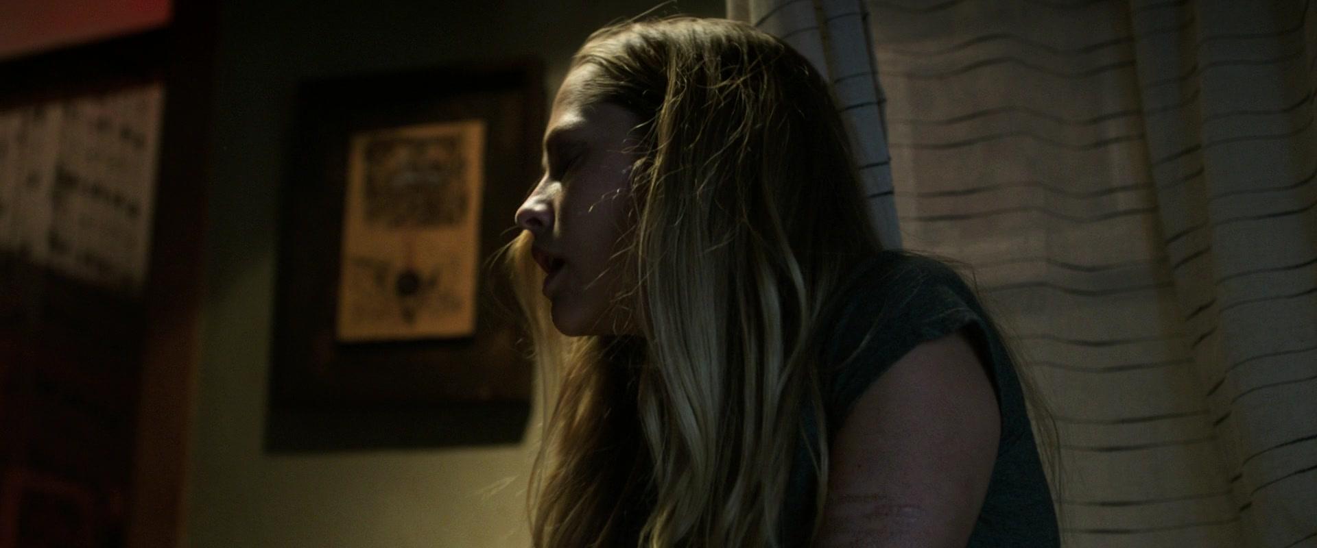 Lights_Out_2016_1080p_ATP_003599.jpg