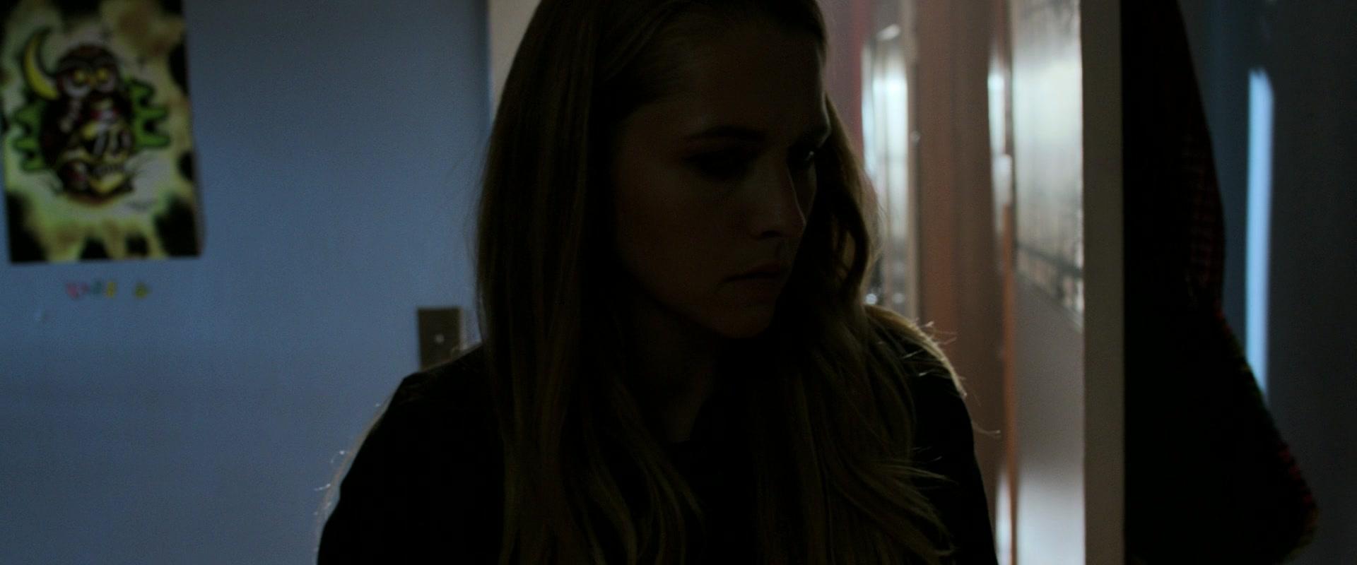 Lights_Out_2016_1080p_ATP_004958.jpg Lights_Out_2016_1080p_ATP_004958.jpg