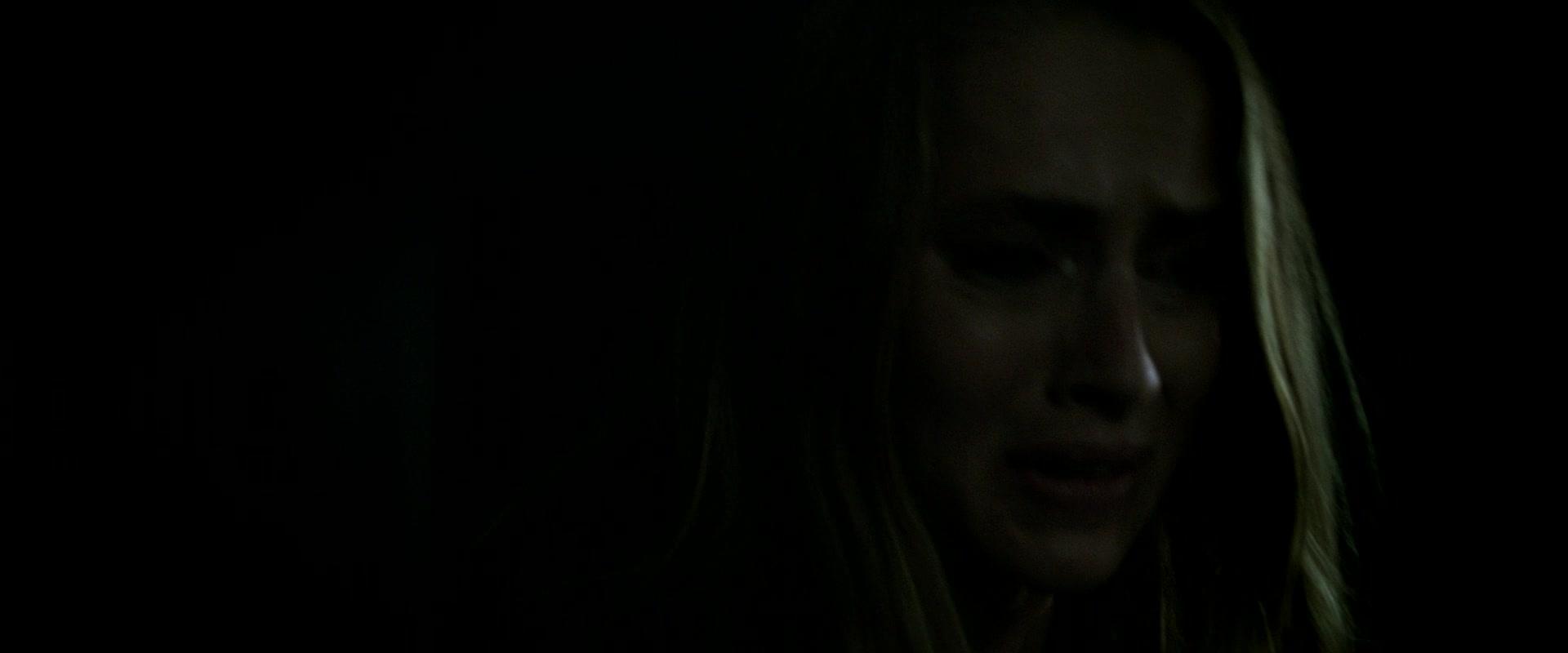 Lights_Out_2016_1080p_ATP_005051.jpg Lights_Out_2016_1080p_ATP_005051.jpg