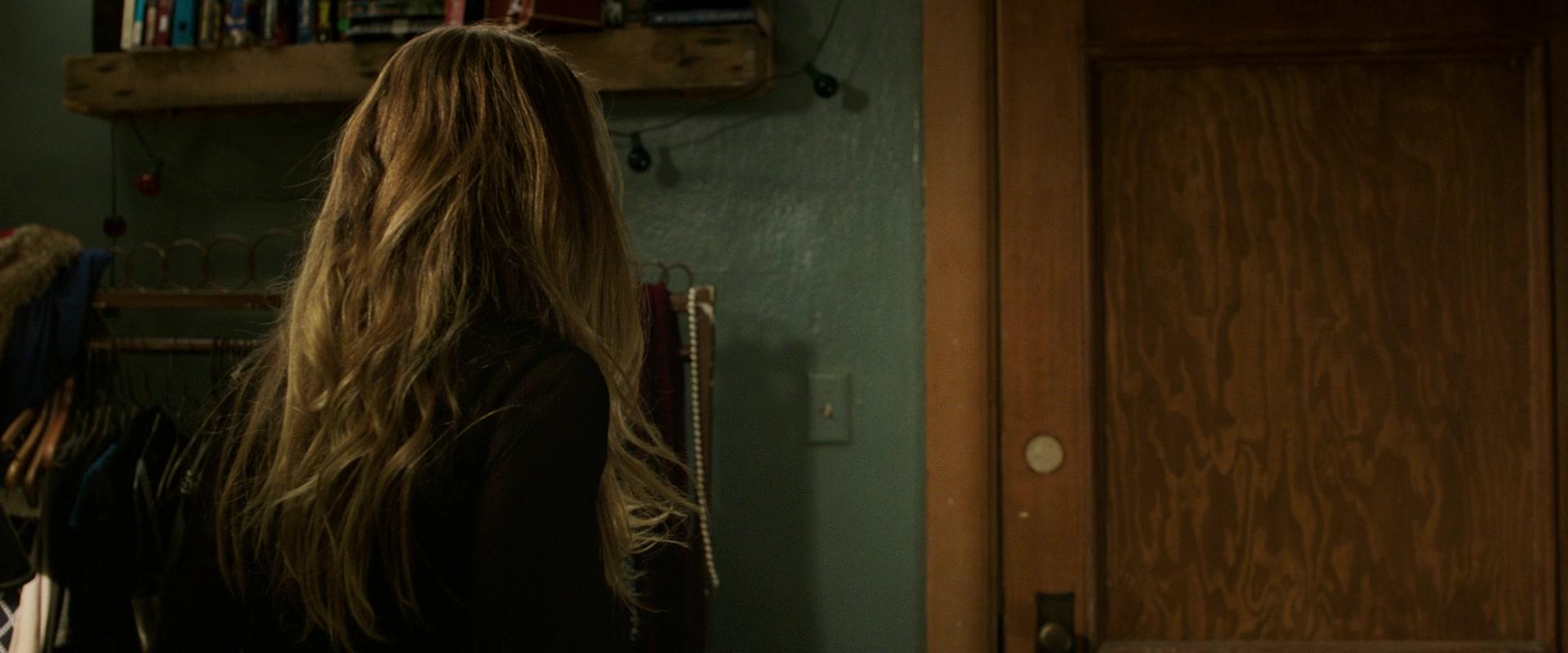 Lights_Out_2016_1080p_ATP_006353.jpg