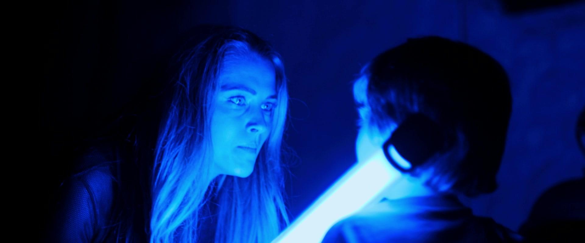 Lights_Out_2016_1080p_ATP_009578.jpg Lights_Out_2016_1080p_ATP_009578.jpg