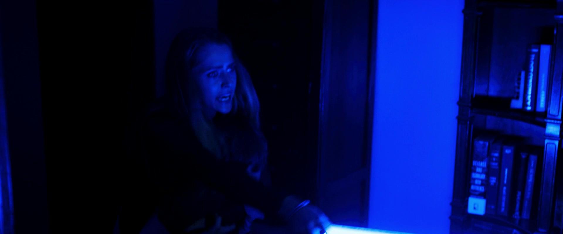 Lights_Out_2016_1080p_ATP_009891.jpg Lights_Out_2016_1080p_ATP_009891.jpg
