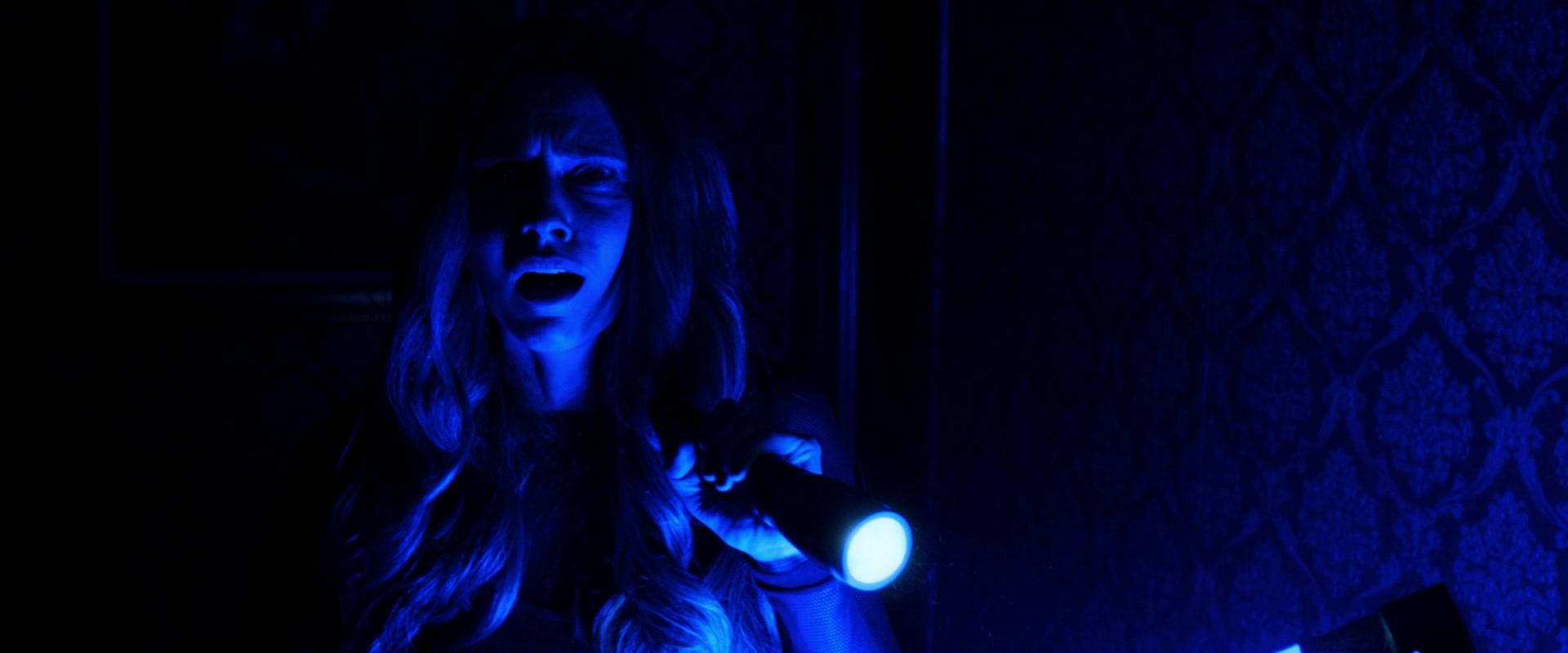 Lights_Out_2016_1080p_ATP_010111.jpg Lights_Out_2016_1080p_ATP_010111.jpg