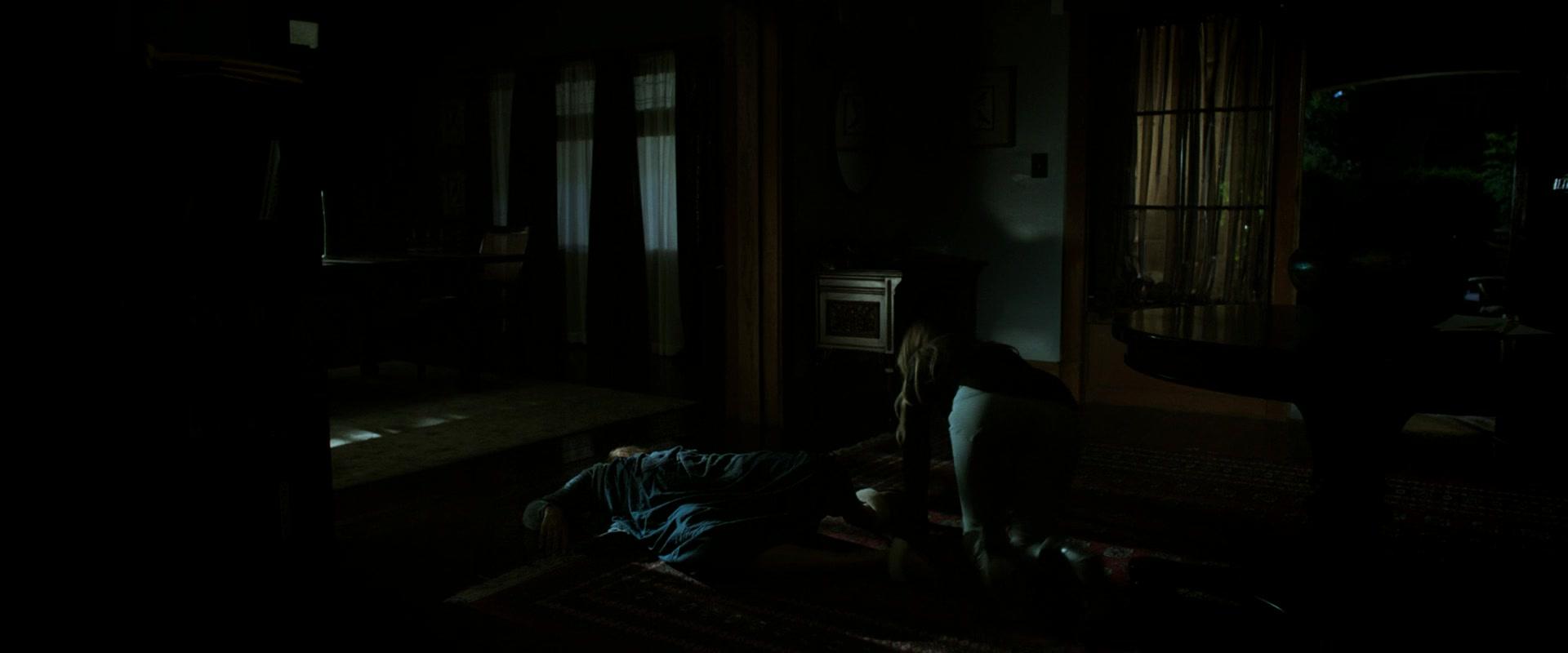Lights_Out_2016_1080p_ATP_010289.jpg Lights_Out_2016_1080p_ATP_010289.jpg