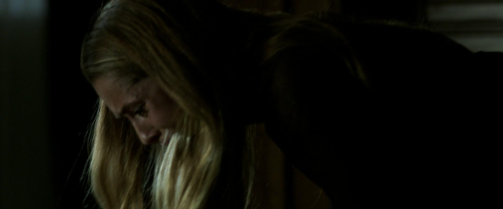 Lights_Out_2016_1080p_ATP_010296.jpg Lights_Out_2016_1080p_ATP_010296.jpg
