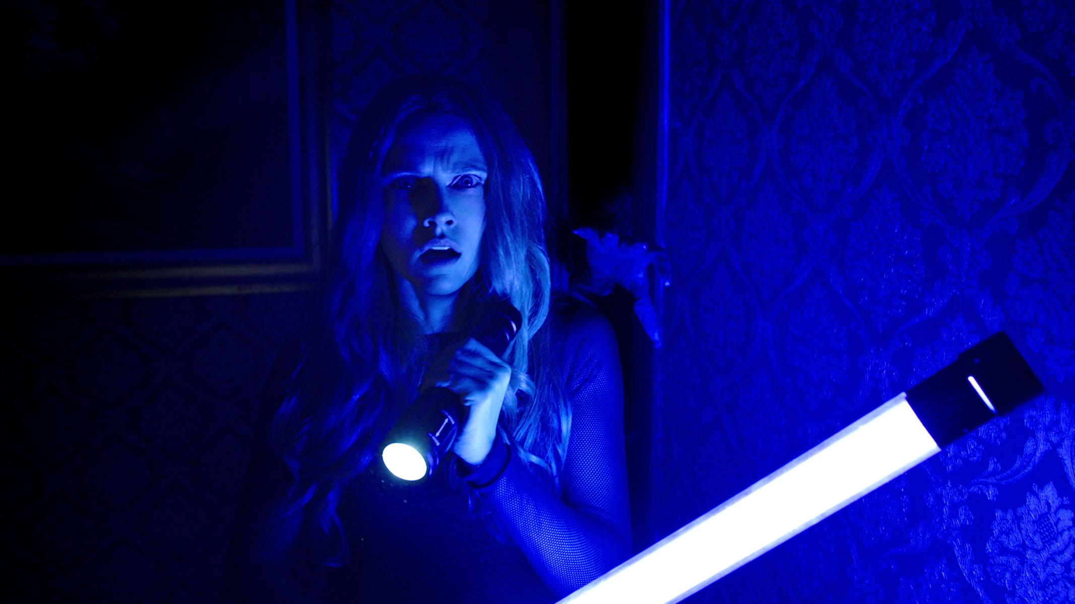 LightsOut_Stills_006_1.jpg LightsOut_Stills_006_1.jpg
