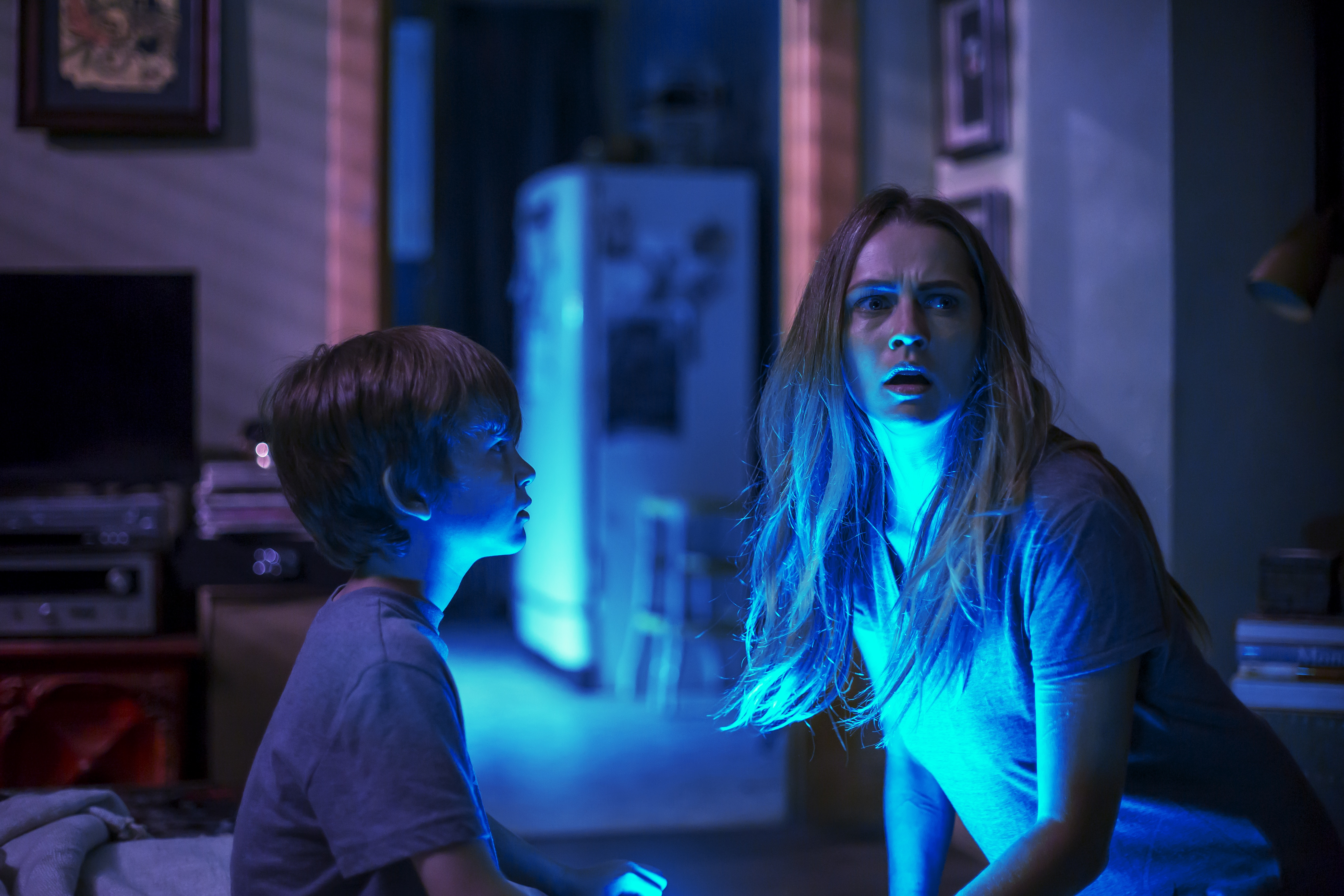 LightsOut_Stills_2016_28129.jpeg LightsOut_Stills_2016_28129.jpeg