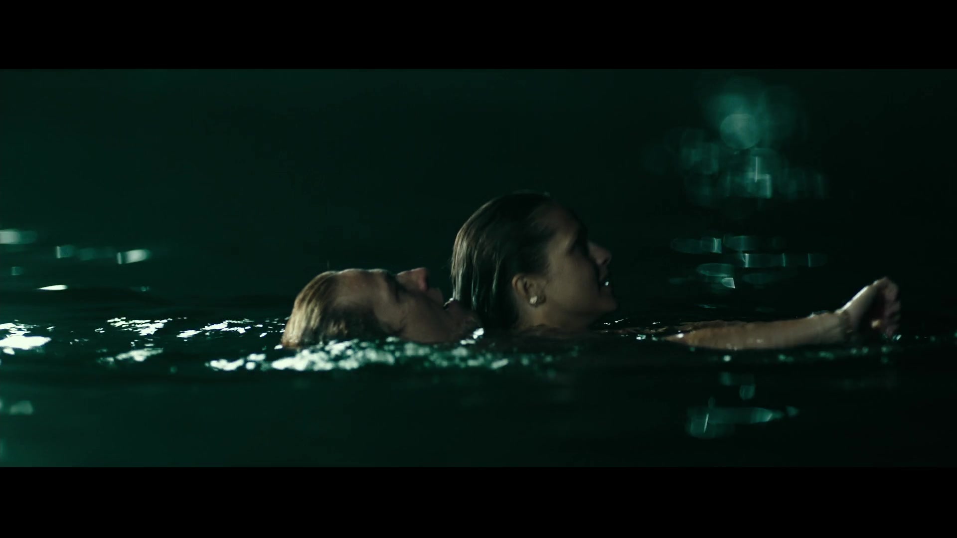 adoringteresap_pointbreak_caps_0236.jpg