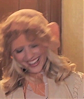 adoringteresap_quirkygirl_caps_0100.jpg