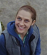 adoringteresap_ridelikeagirl_caps_1035.jpg