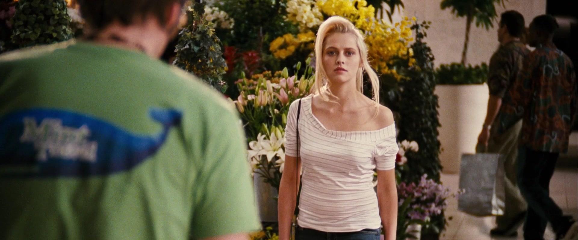 Take_Me_Home_Tonight_2011_1080p__00854.jpg Take_Me_Home_Tonight_2011_1080p__00854.jpg