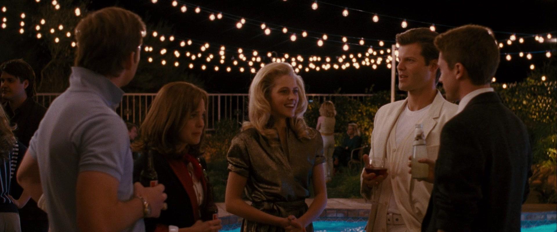 Take_Me_Home_Tonight_2011_1080p__04207.jpg Take_Me_Home_Tonight_2011_1080p__04207.jpg