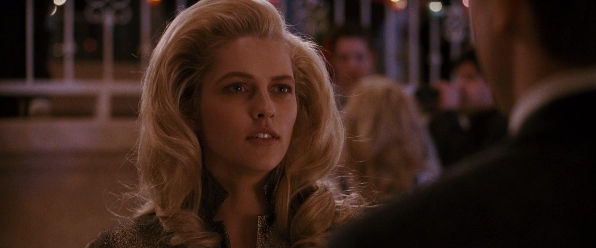 Take_Me_Home_Tonight_2011_1080p__04283.jpg Take_Me_Home_Tonight_2011_1080p__04283.jpg