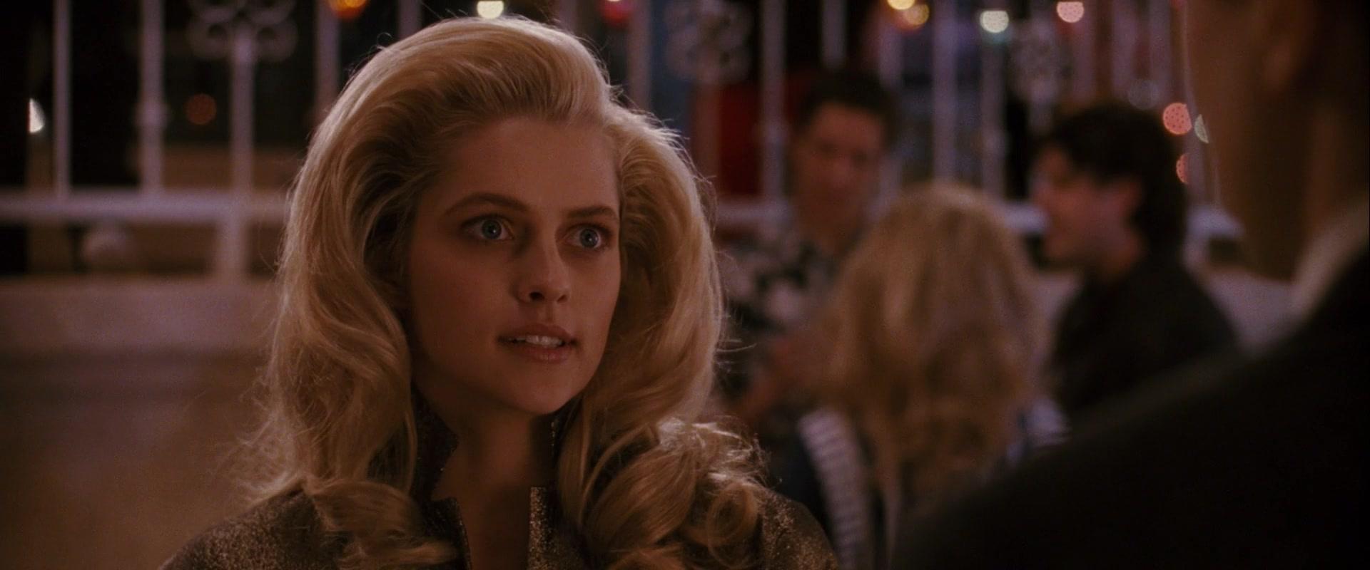 Take_Me_Home_Tonight_2011_1080p__04295.jpg