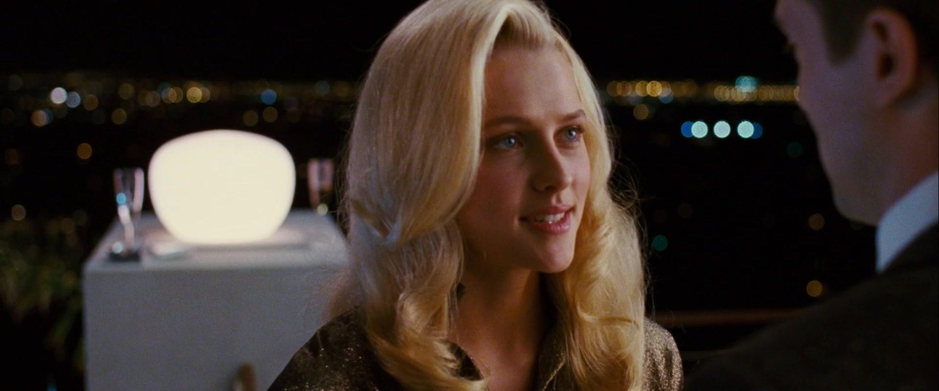 Take_Me_Home_Tonight_2011_1080p__08412.jpg