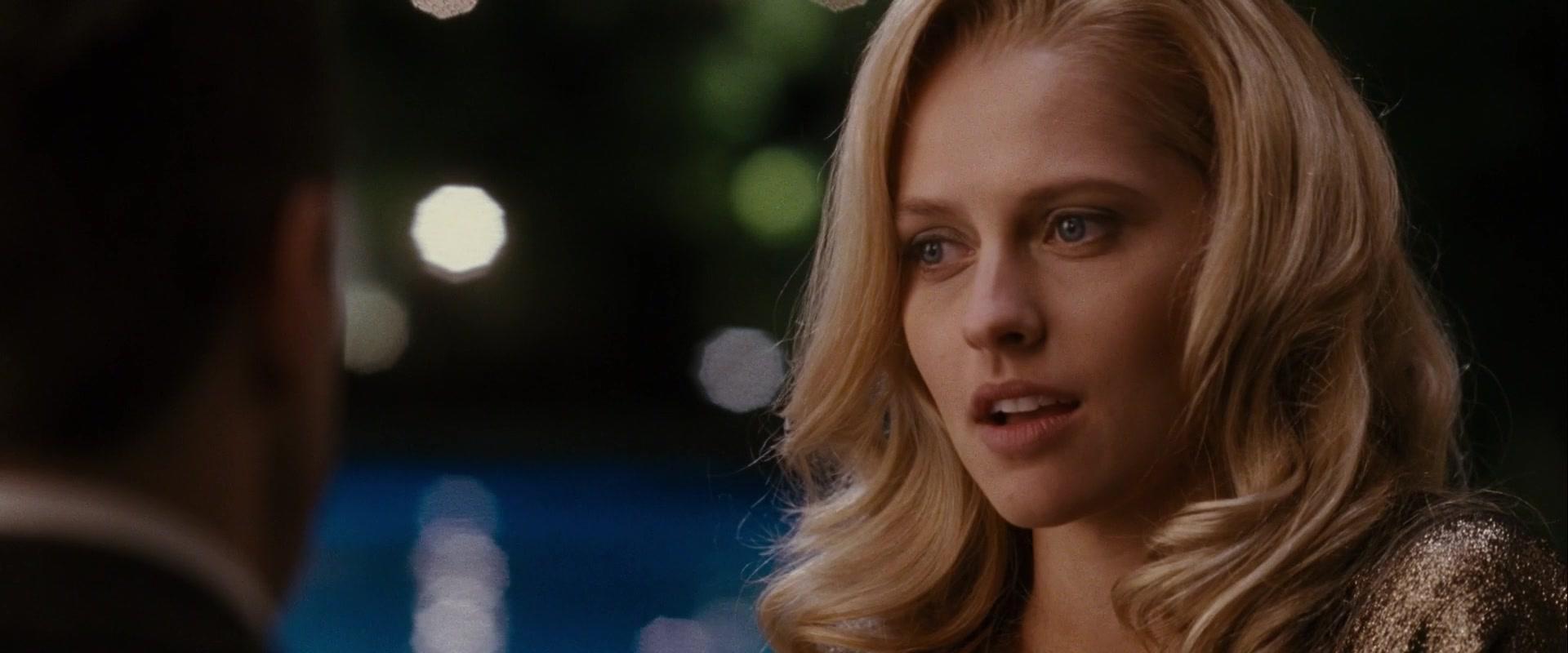 Take_Me_Home_Tonight_2011_1080p__09051.jpg Take_Me_Home_Tonight_2011_1080p__09051.jpg