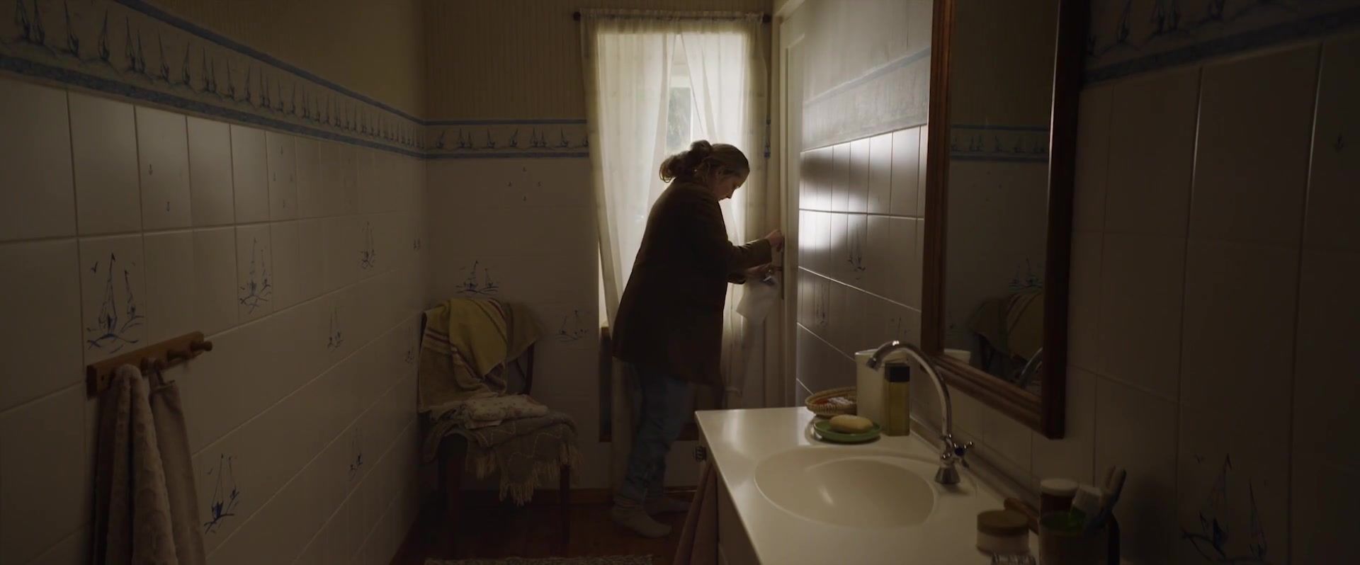 adoringteresap_thetwins_caps_1706.jpg adoringteresap_thetwins_caps_1706.jpg