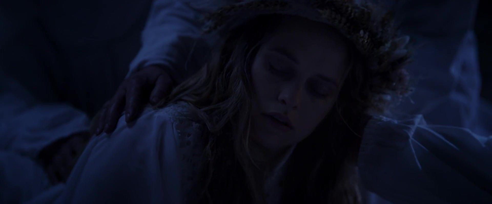 adoringteresap_thetwins_caps_1836.jpg