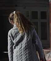 adoringteresap_thetwins_caps_0509.jpg