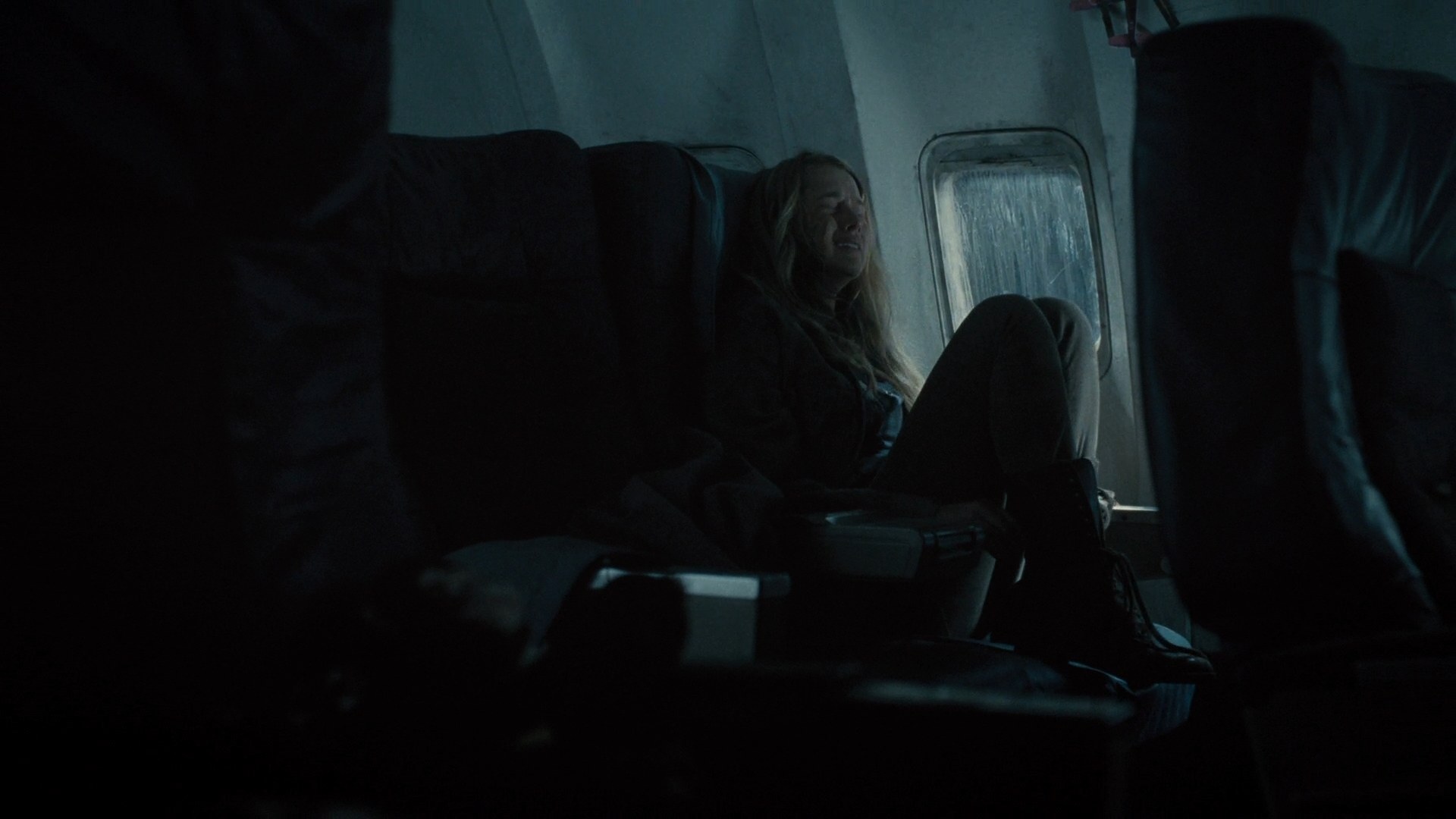adoringteresap_warmbodies_caps_0102.jpg adoringteresap_warmbodies_caps_0102.jpg