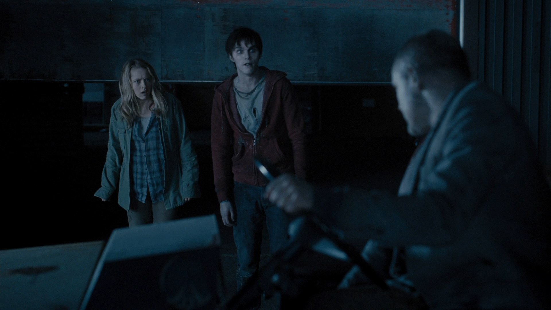 adoringteresap_warmbodies_caps_0215.jpg adoringteresap_warmbodies_caps_0215.jpg