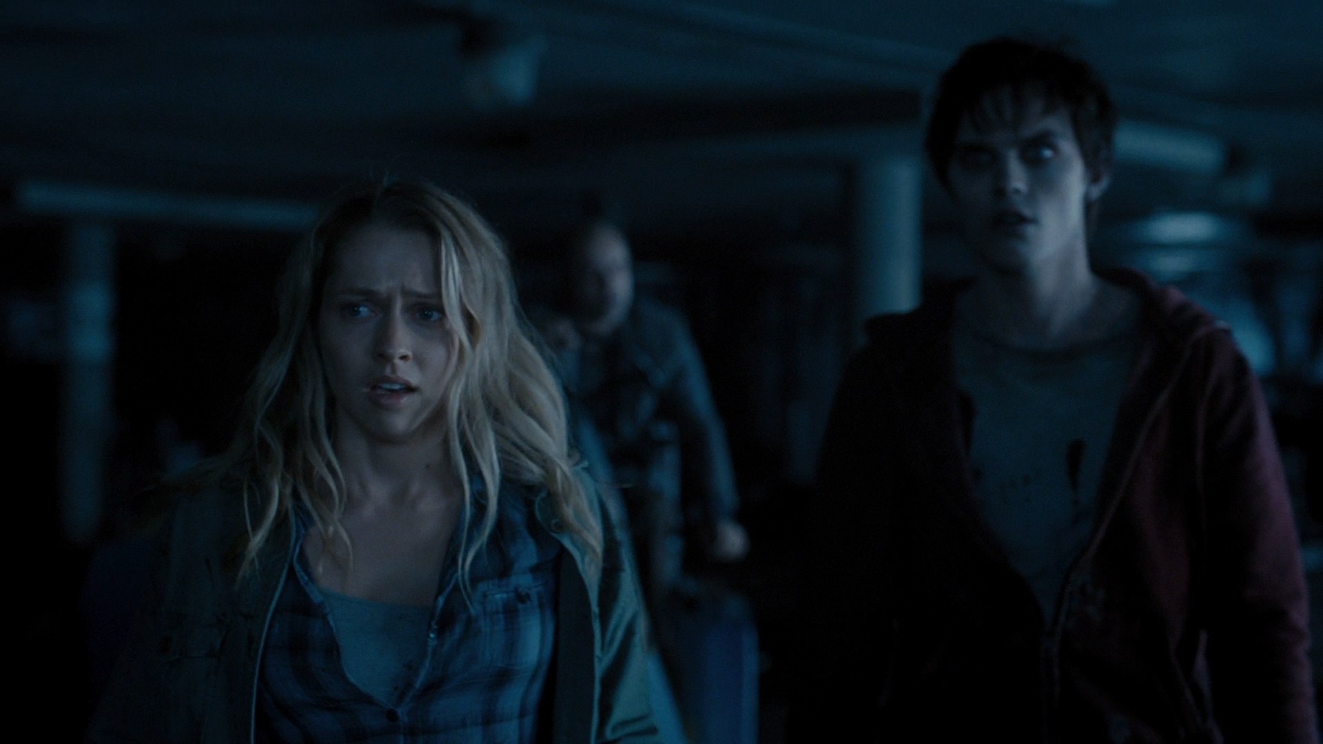 adoringteresap_warmbodies_caps_0223.jpg adoringteresap_warmbodies_caps_0223.jpg