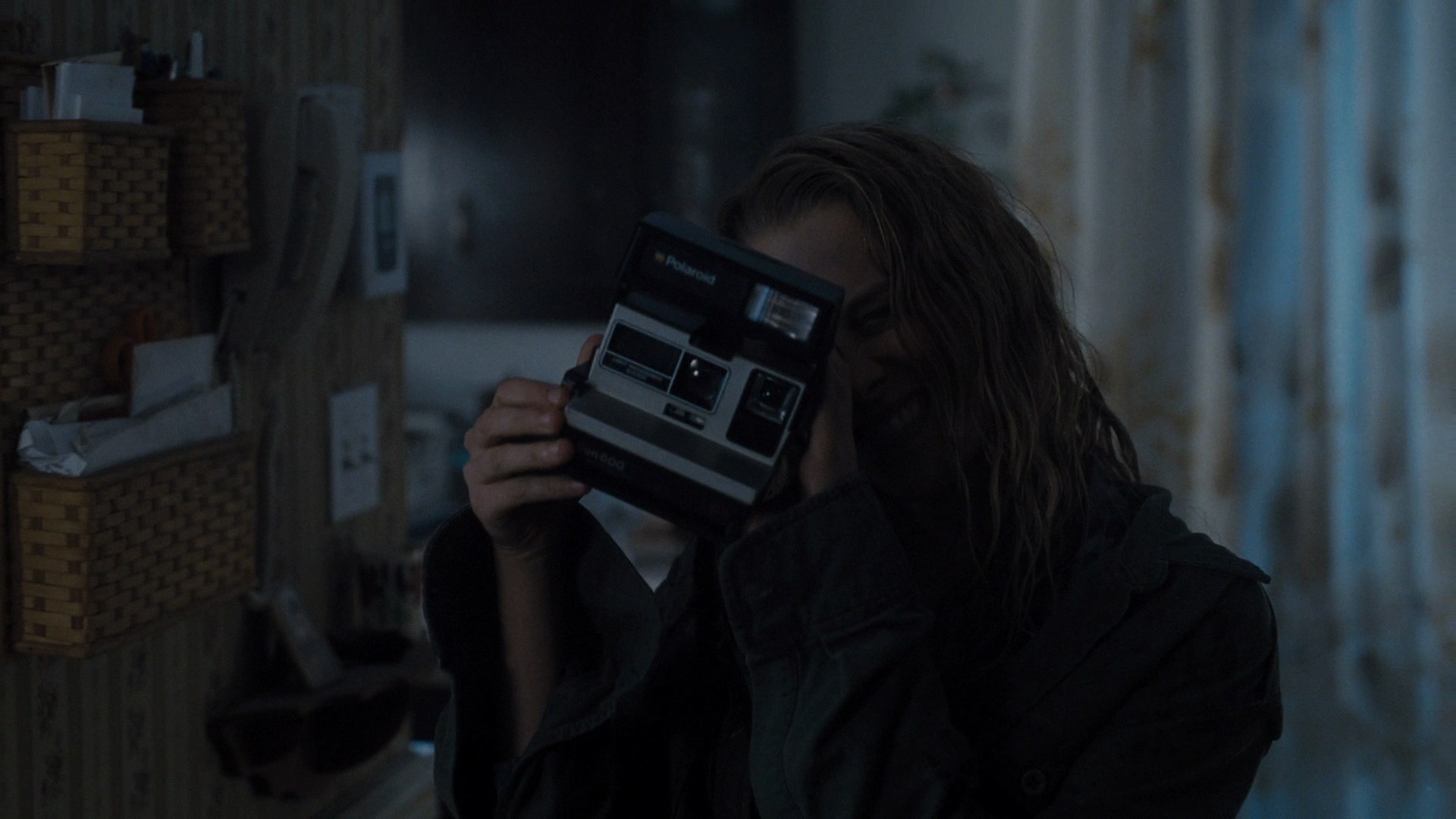 adoringteresap_warmbodies_caps_0244.jpg adoringteresap_warmbodies_caps_0244.jpg