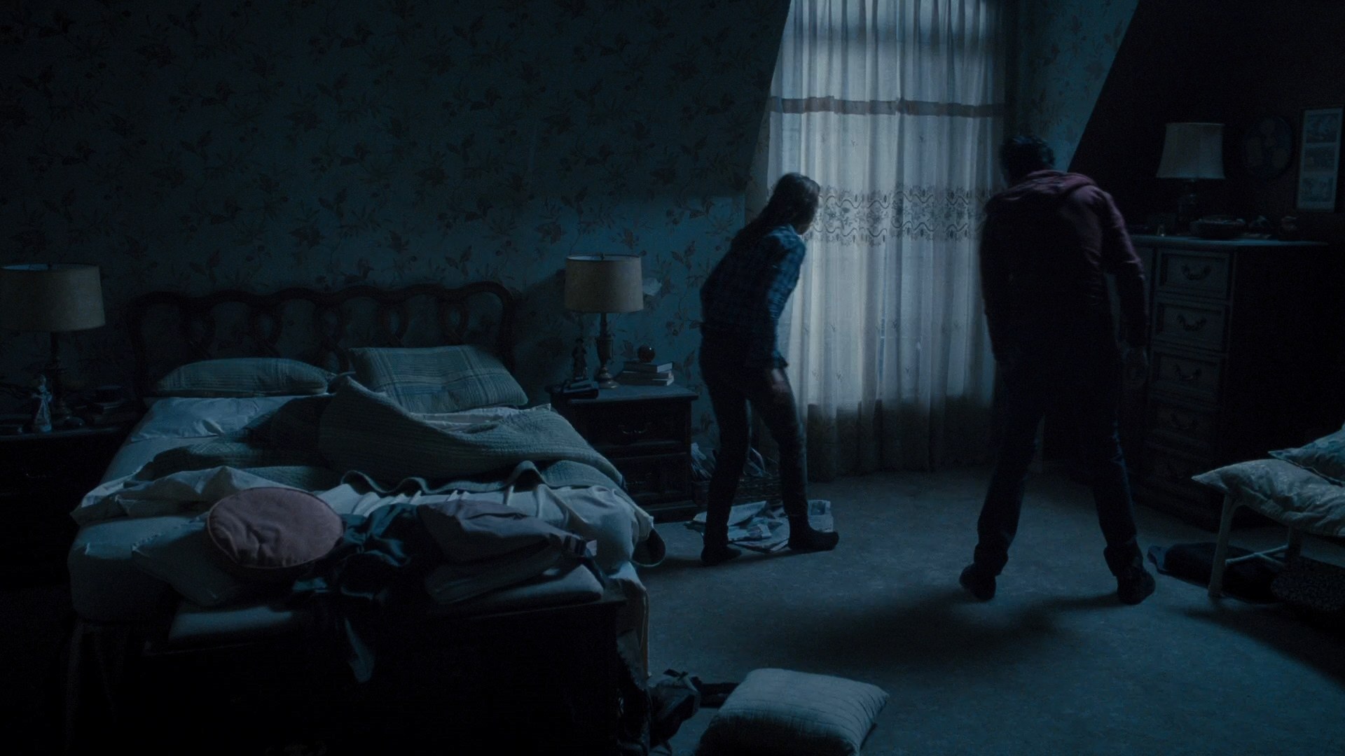 adoringteresap_warmbodies_caps_0269.jpg adoringteresap_warmbodies_caps_0269.jpg