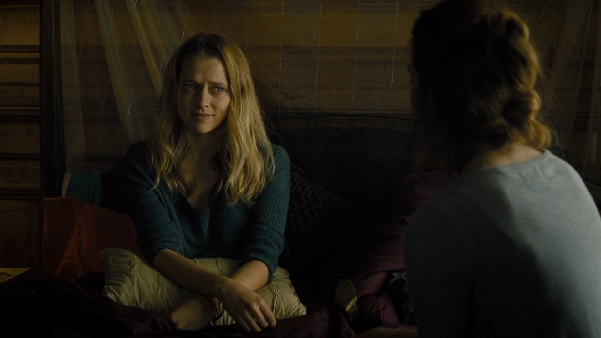 adoringteresap_warmbodies_caps_0325.jpg adoringteresap_warmbodies_caps_0325.jpg